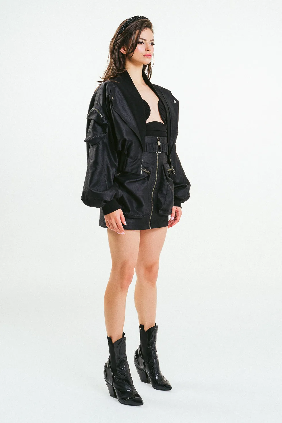 'AMI'  Cropped Trimmed Shell Cargo Bomber