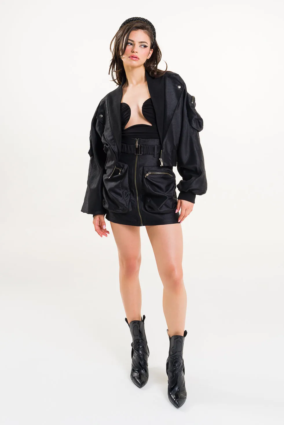 'AMI'  Cropped Trimmed Shell Cargo Bomber