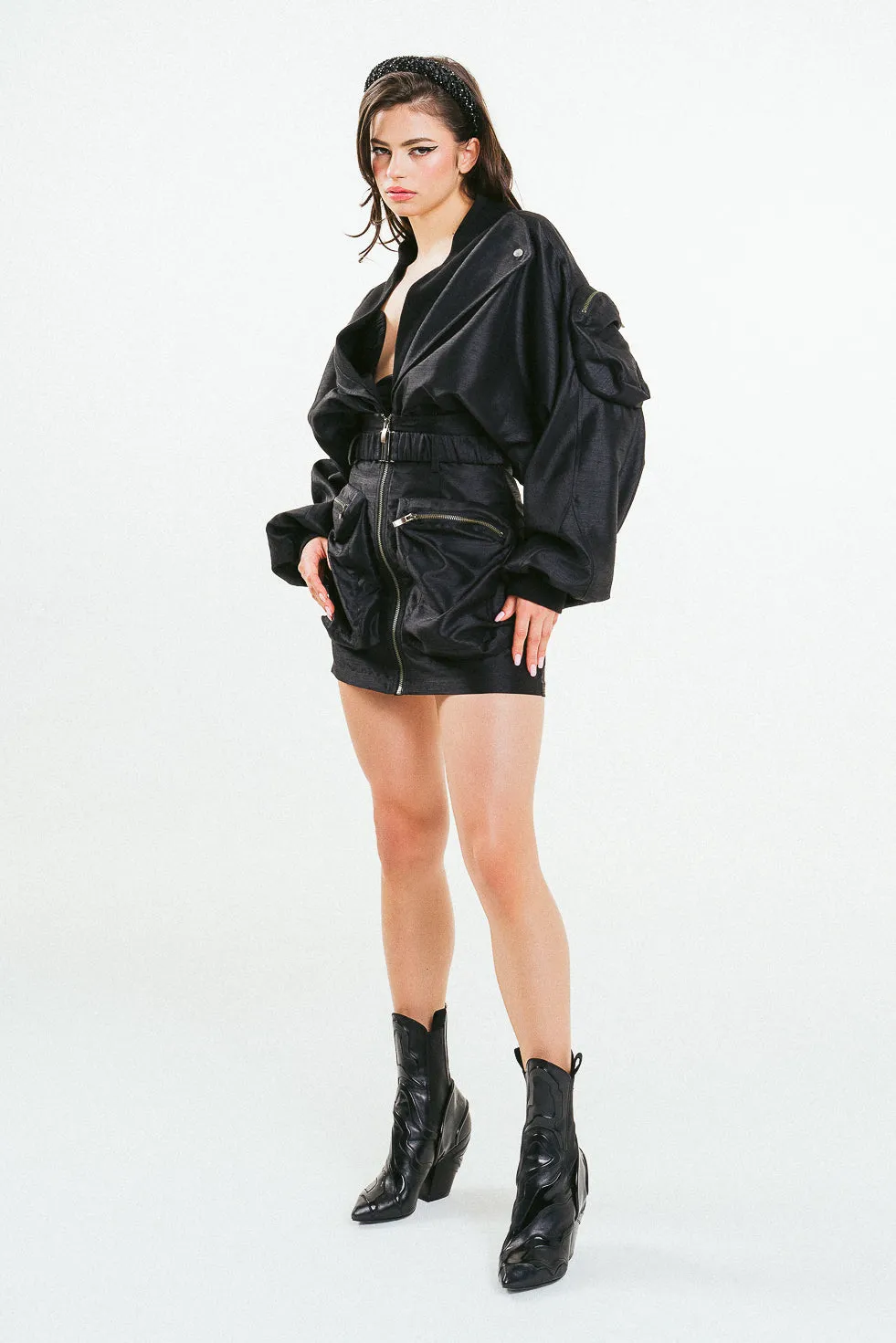 'AMI'  Cropped Trimmed Shell Cargo Bomber