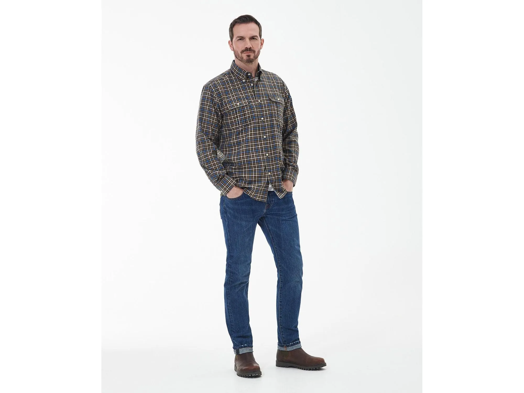 Barbour Foss Tailored Buttondown Collar Shirt in Navy & Tan Plaid