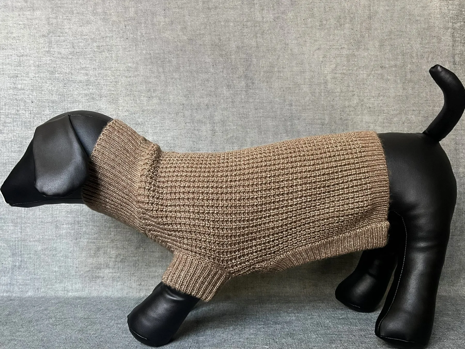 Paws Turtle Neck Denim Like Texture Yarn Knitted Sweater