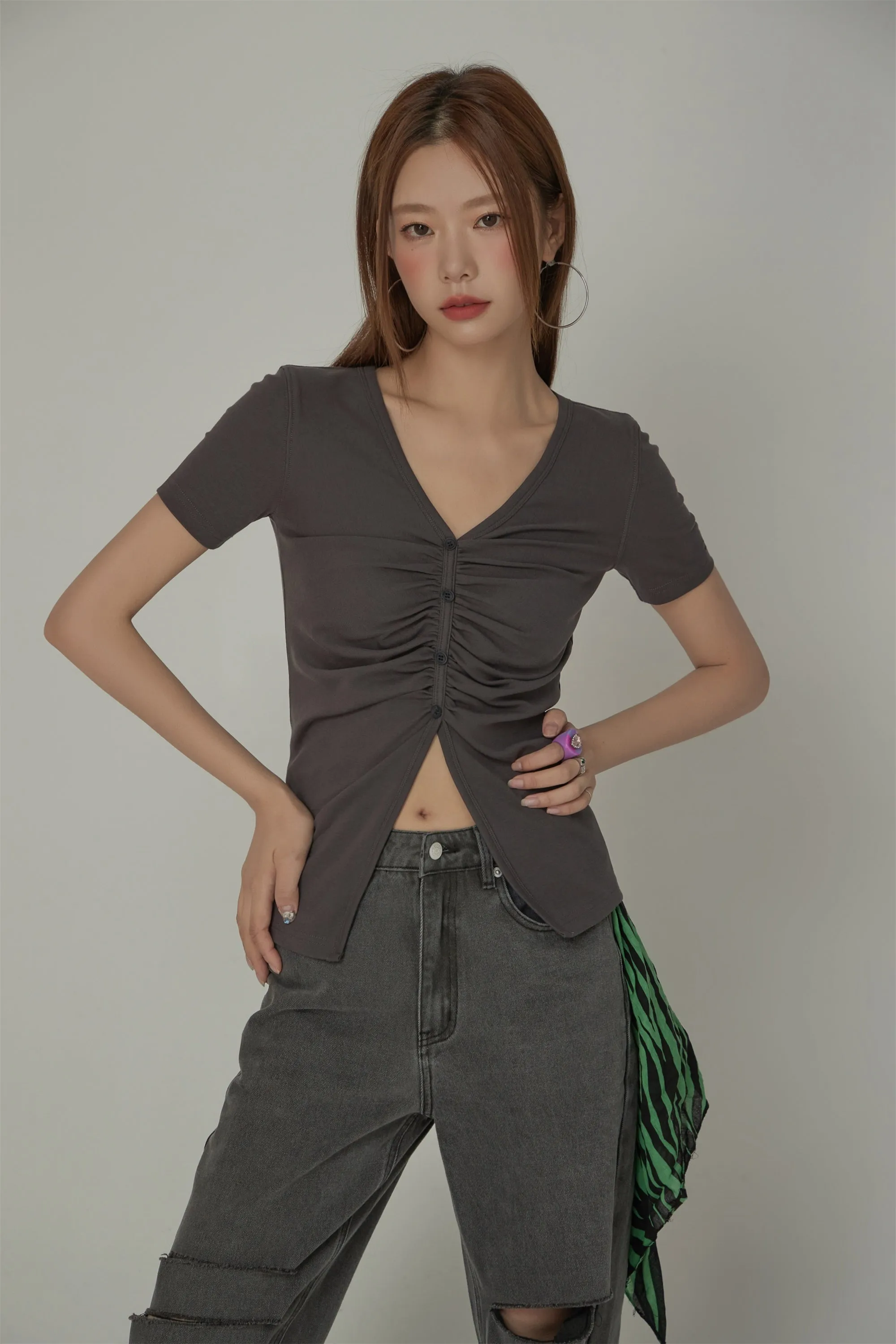 Shirring V-Neck Slit Short Sleeved T-Shirt