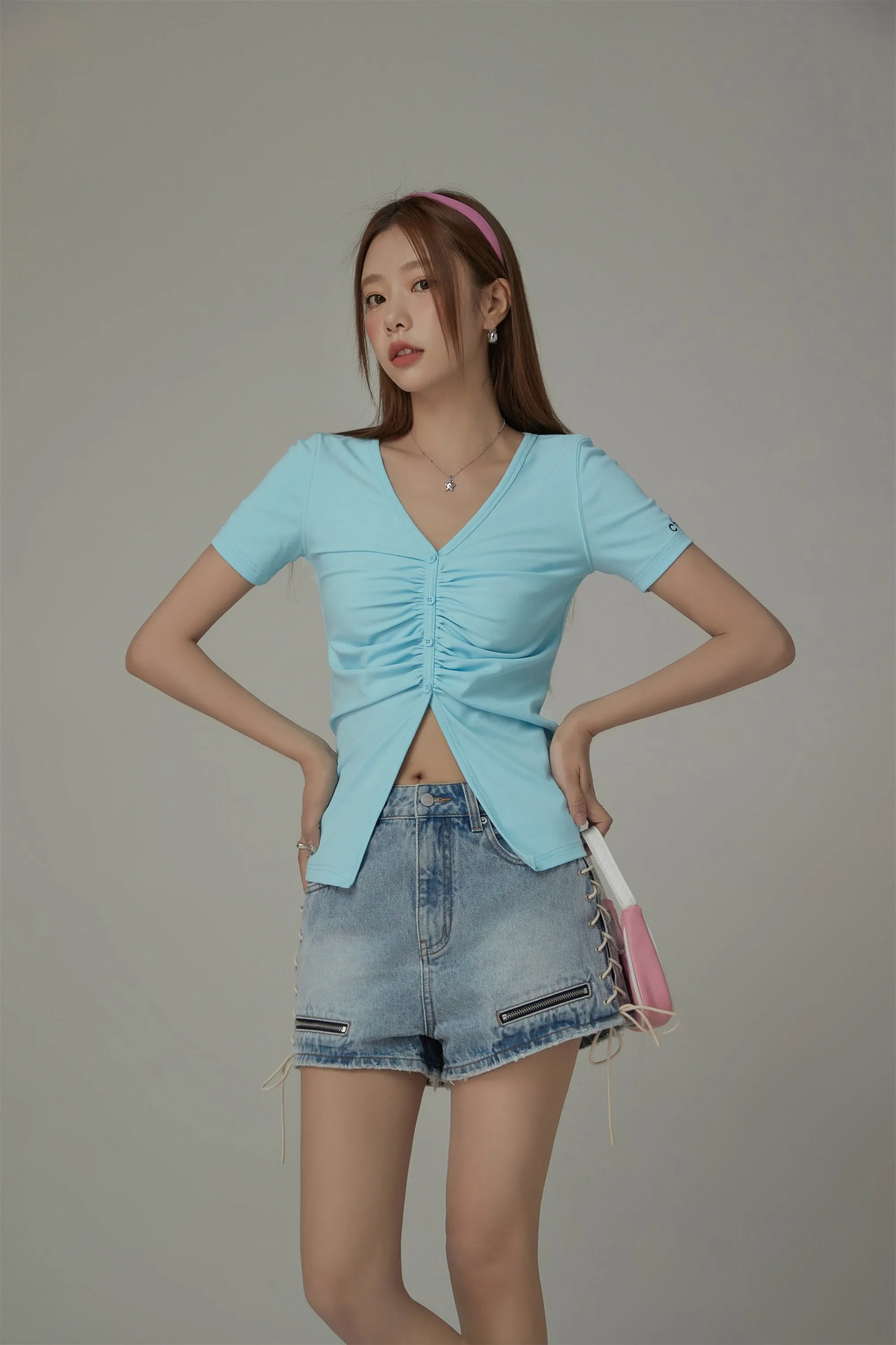 Shirring V-Neck Slit Short Sleeved T-Shirt